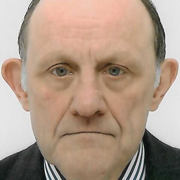 University staff profile picture